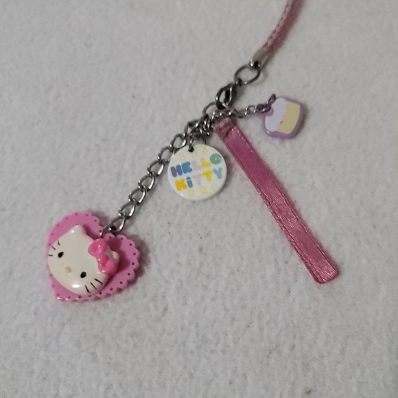 Hello kitty Sanrio pink ribbon heart multi charm phone strap - Picture 3 of 5